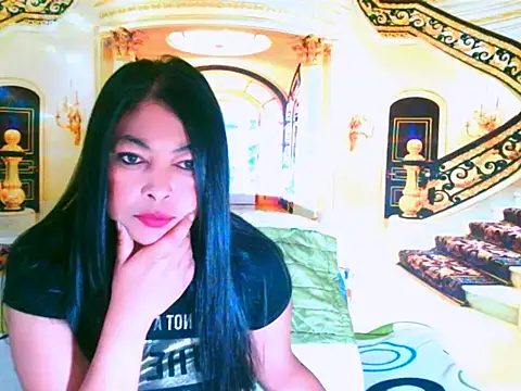 Snapshot of IndianBarkath chatting on 11/22/25, 05:06 IndianBarkath online show from 11/22/25, 05:06