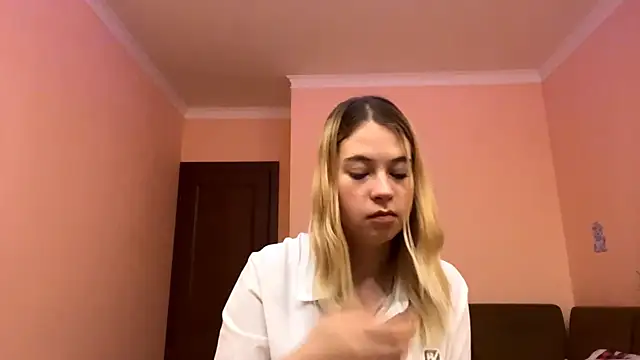 SweetyLolys online show from 10/21/25, 04:08