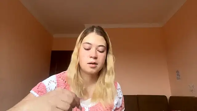 SweetyLolys online show from 10/25/25, 12:02