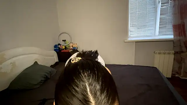 Snapshot of KamilahArcilla chatting on 10/20/25, 10:59 KamilahArcilla online show from 10/20/25, 10:59