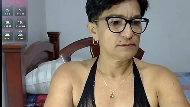 LunaLUVX online show from 10/24/25, 03:30