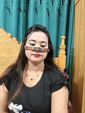 Beauty Queen Soniya online show from 05/19/26, 04:35