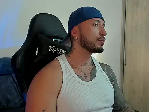 Dave-Max01 online show from 11/04/25, 12:21