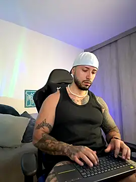 Dave-Max01 online show from 11/10/25, 09:52