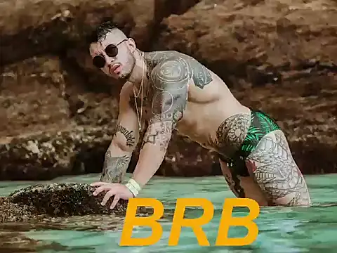 Dave-Max01 online show from 11/17/25, 02:34