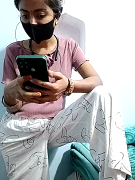 Payal G online show from 11/18/25, 04:44