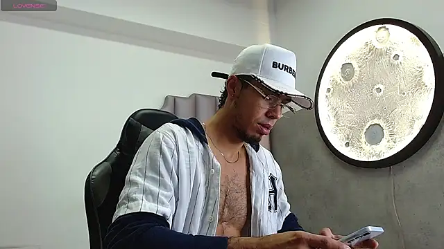 Snapshot of Rurik_Jones chatting on 10/23/25, 11:31 Rurik Jones online show from 10/23/25, 11:31