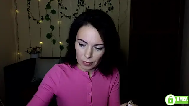 Snapshot of Rita_lovvylyou chatting on 10/20/25, 05:30 Rita lovvylyou online show from 10/20/25, 05:30