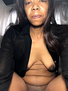 Snapshot of Venusasss chatting on 11/26/25, 06:36 Venusasss online show from 11/26/25, 06:36