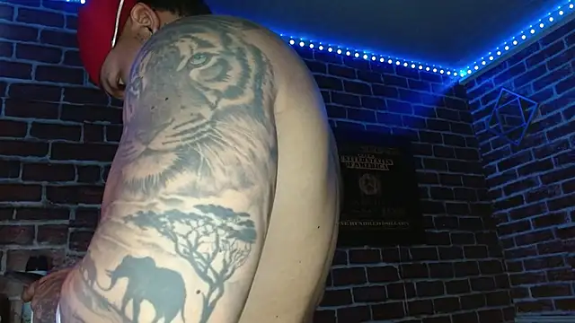 jordan bigcock  online show from 07/28/26, 08:52