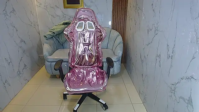 Snapshot of alana_rosse_s chatting on 11/29/25, 03:15 alana rosse s online show from 11/29/25, 03:15