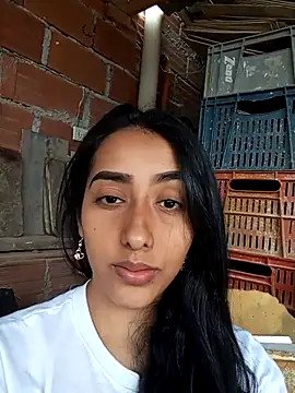 Snapshot of Queen_sofya chatting on 10/23/25, 05:33 Queen sofya online show from 10/23/25, 05:33