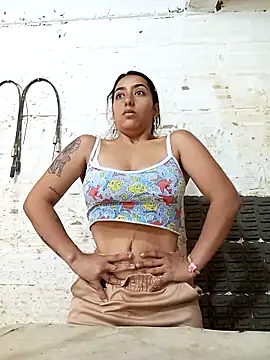 Snapshot of Queen_sofya chatting on 10/28/25, 05:04 Queen sofya online show from 10/28/25, 05:04