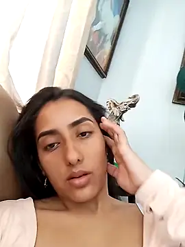 Snapshot of Queen_sofya chatting on 11/08/25, 07:45 Queen sofya online show from 11/08/25, 07:45