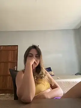 estrela aguiar online show from 10/27/25, 04:55