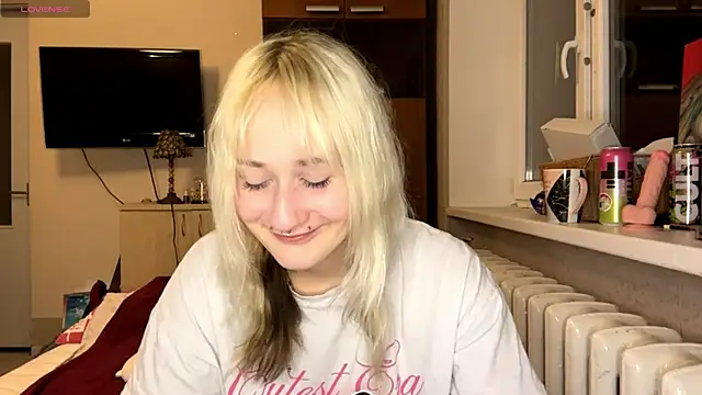 Snapshot of Ulemonala_Cute chatting on 12/03/25, 08:07 Ulemonala Cute online show from 12/03/25, 08:07