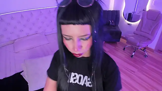 Nina fox 0691 online show from 06/12/26, 06:40