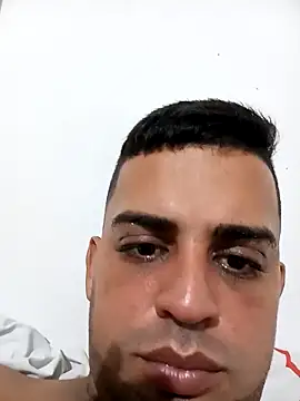 Snapshot of ErotikSoul chatting on 11/02/25, 04:37 ErotikSoul online show from 11/02/25, 04:37