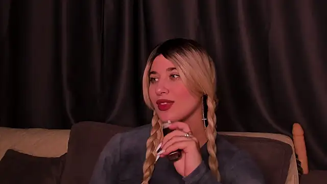 ShyBunny1 online show from 10/14/25, 04:19