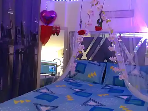 NicoleLerman online show from 10/22/25, 07:13