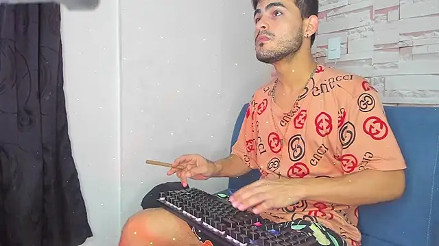 Master King Crazzy777 online show from 10/15/25, 09:15