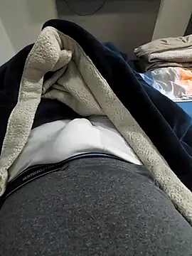 Merlin2310 online show from 10/21/25, 07:58