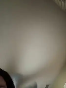 Snapshot of tiffanyxoxo515 chatting on 10/19/25, 11:22 tiffanyxoxo515 online show from 10/19/25, 11:22