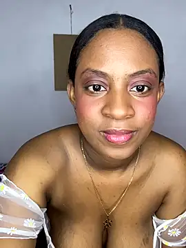 NahomyHart online show from 10/14/25, 05:19