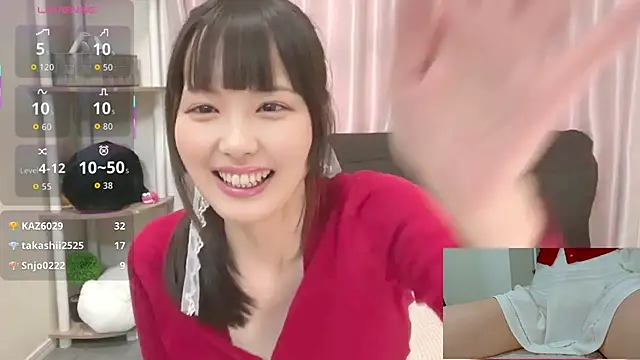 mai-chan  online show from 11/08/25, 03:07