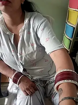 Parya 109 online show from 10/31/25, 05:52