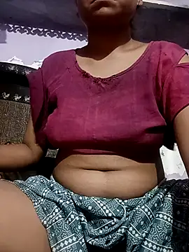 Snapshot of Sexy_Diyaa chatting on 10/09/25, 07:45 Sexy Diyaa online show from 10/09/25, 07:45