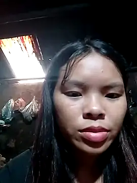 Snapshot of hello-cute chatting on 10/08/25, 12:52 hello-cute online show from 10/08/25, 12:52