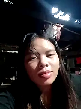 Snapshot of hello-cute chatting on 10/31/25, 11:39 hello-cute online show from 10/31/25, 11:39