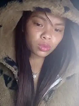 Snapshot of hello-cute chatting on 11/11/25, 05:57 hello-cute online show from 11/11/25, 05:57