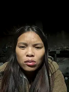 Snapshot of hello-cute chatting on 11/14/25, 04:28 hello-cute online show from 11/14/25, 04:28