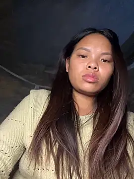 Snapshot of hello-cute chatting on 11/29/25, 08:23 hello-cute online show from 11/29/25, 08:23