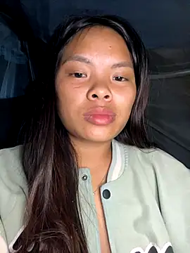 Snapshot of hello-cute chatting on 12/03/25, 06:17 hello-cute online show from 12/03/25, 06:17