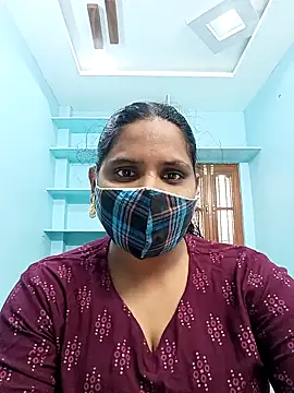 Snapshot of kajal-kajal1 chatting on 10/29/25, 09:00 kajal-kajal1 online show from 10/29/25, 09:00