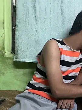 foxythebold online show from 10/24/25, 06:37