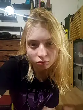 cinnamon-xx online show from 05/10/26, 11:10