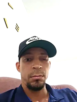 Snapshot of Racso100 chatting on 10/14/25, 03:13 Racso100 online show from 10/14/25, 03:13