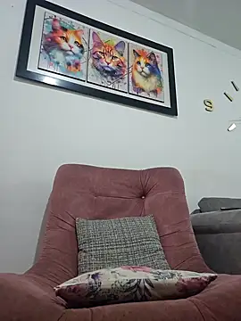 Snapshot of Racso100 chatting on 10/25/25, 01:40 Racso100 online show from 10/25/25, 01:40