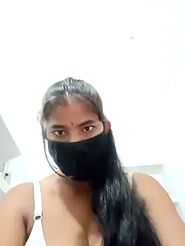 Snapshot of Hot_radhaji chatting on 10/16/25, 07:42 Hot radhaji online show from 10/16/25, 07:42