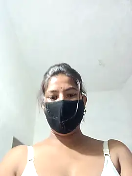 Snapshot of Hot_radhaji chatting on 10/17/25, 10:51 Hot radhaji online show from 10/17/25, 10:51