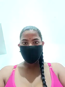 Snapshot of Hot_radhaji chatting on 10/25/25, 12:13 Hot radhaji online show from 10/25/25, 12:13