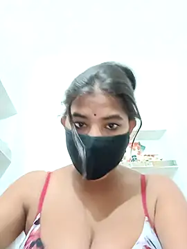 Snapshot of Hot_radhaji chatting on 11/14/25, 04:06 Hot radhaji online show from 11/14/25, 04:06