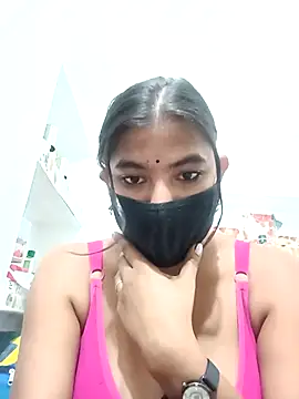 Snapshot of Hot_radhaji chatting on 11/19/25, 05:13 Hot radhaji online show from 11/19/25, 05:13
