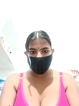 Snapshot of Hot_radhaji chatting on 11/24/25, 05:34 Hot radhaji online show from 11/24/25, 05:34