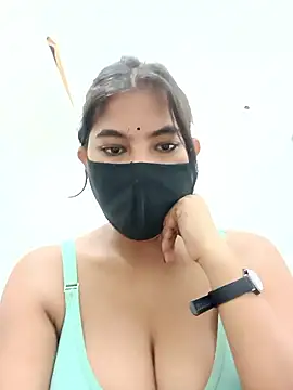Snapshot of Hot_radhaji chatting on 01/10/26, 10:06 Hot radhaji online show from 01/10/26, 10:06