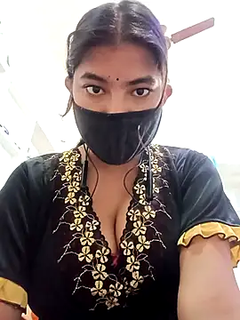 Snapshot of Hot_radhaji chatting on 02/15/26, 02:08 Hot radhaji online show from 02/15/26, 02:08
